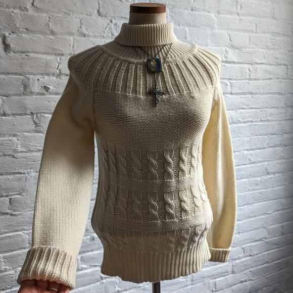 Vintage Cable Knit Turtleneck Sweater Minimalist Light Academia Fuzzy Femme Top - Picture 4 of 7